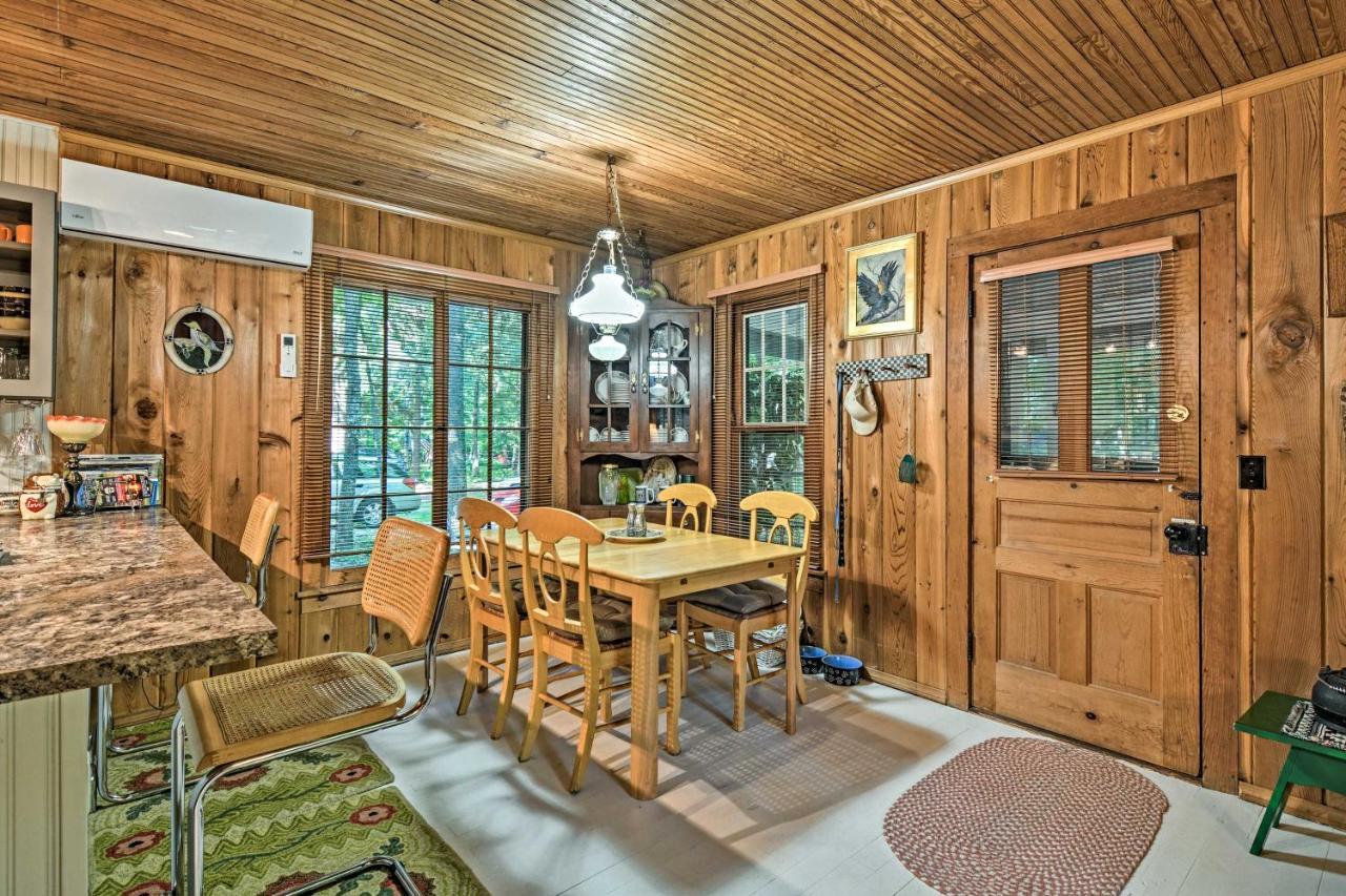 Pet-Friendly One Crow Cottage In Harbor Springs! Exteriör bild